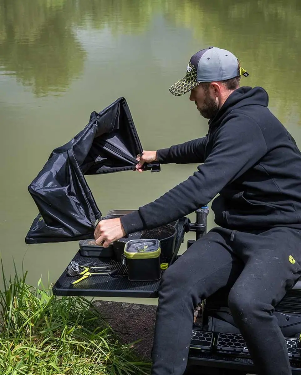 Matrix Folding Side Tray Storm Cover - Zwart