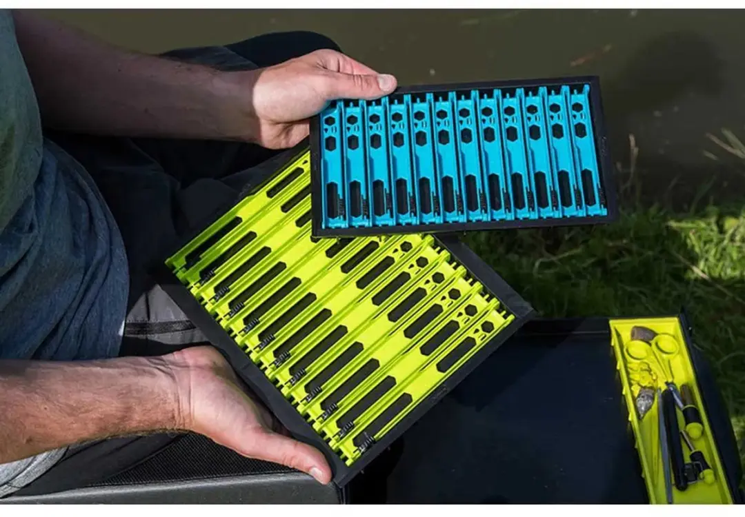 Matrix Loaded Pole Winder Tray 13cm - 12 Winders Lichtblauw
