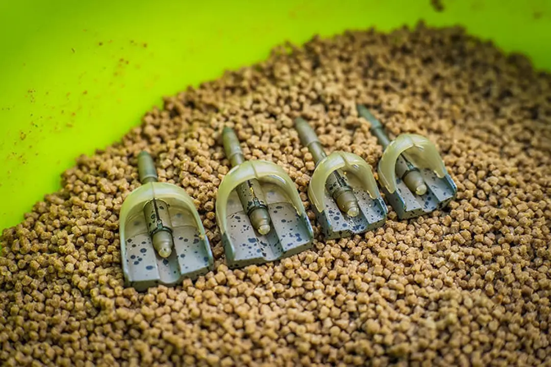 Matrix GFR232 Inline Pellet Feeder Small - 18g - Khaki