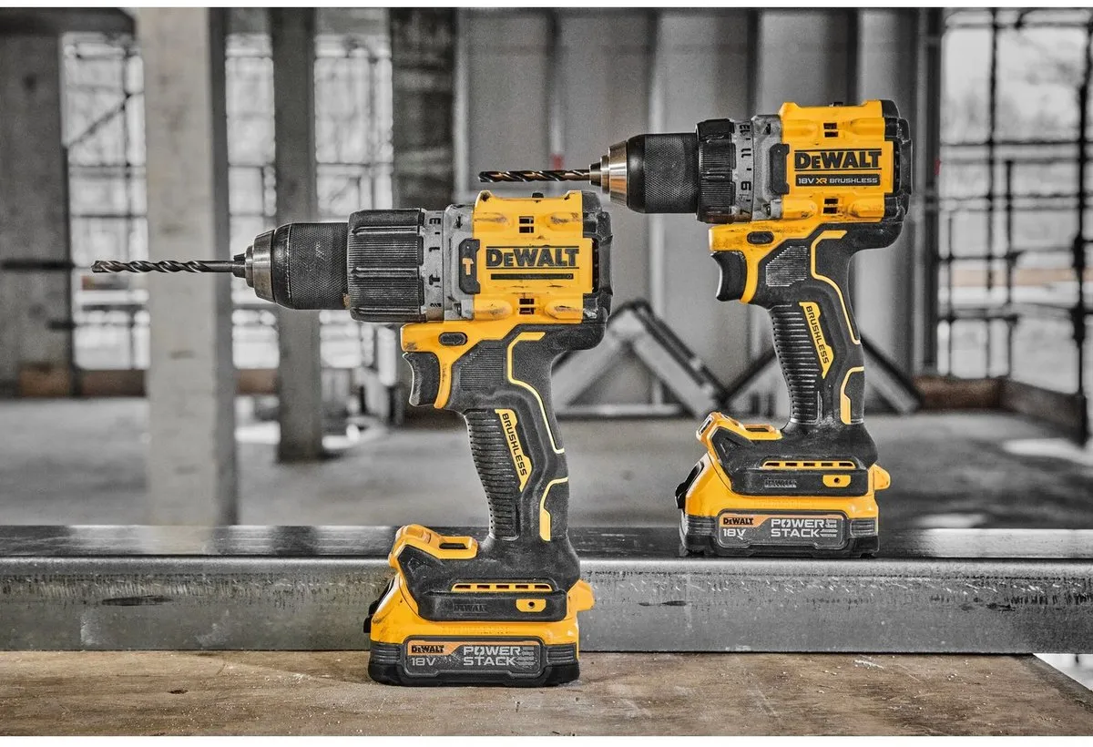 DeWalt DCD800NT Schroefboormachine 18V XR - 2 snelheden - 40mm hout