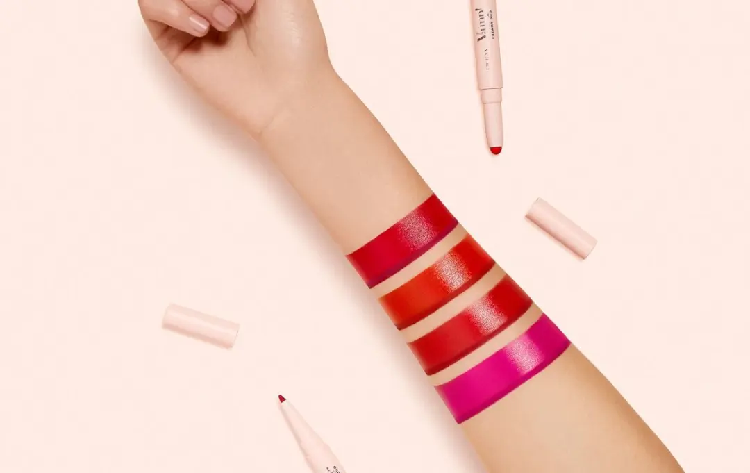 Pupa Milano Vamp! Creamy Duo Lip Pencil & Lipstick 010 True Red
