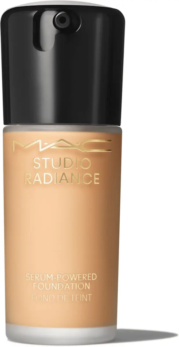 MAC Studio Radiance Foundation