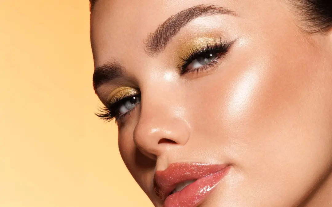 Pupa Milano Shine Bright Fluid Highlighter 30ml - Goud