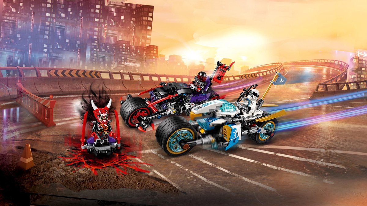 LEGO NINJAGO Straatrace van de Slangenjaguar - 70639