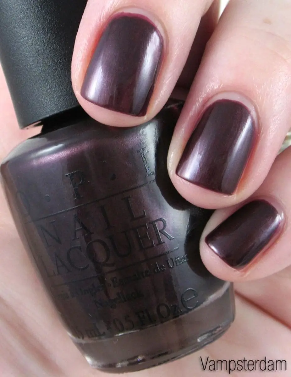 O.P.I. Nagellak Vampsterdam - Paars NL H63