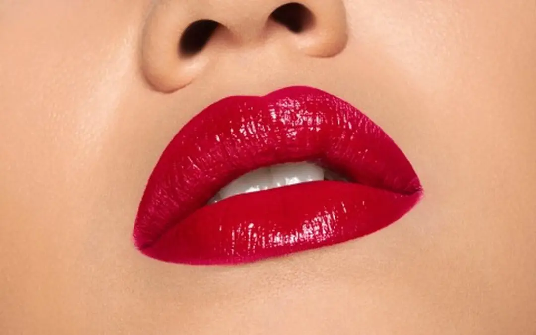 Pupa Milano Vamp! ExtreMe Colour Lipstick Lovely Cherry - 3,5 g