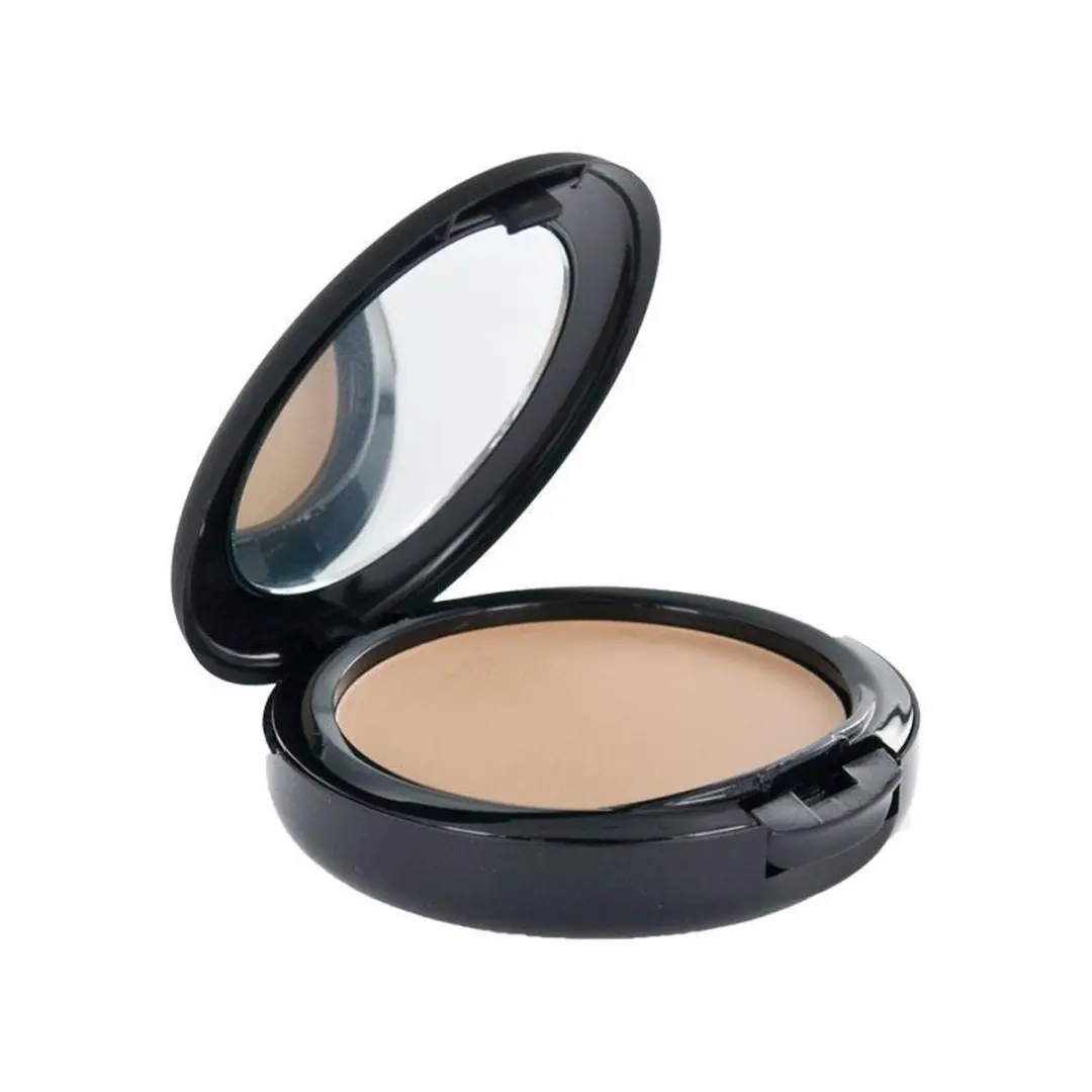 Make-up Studio Light Velvet Foundation WB3 Natural Beige - 8ml