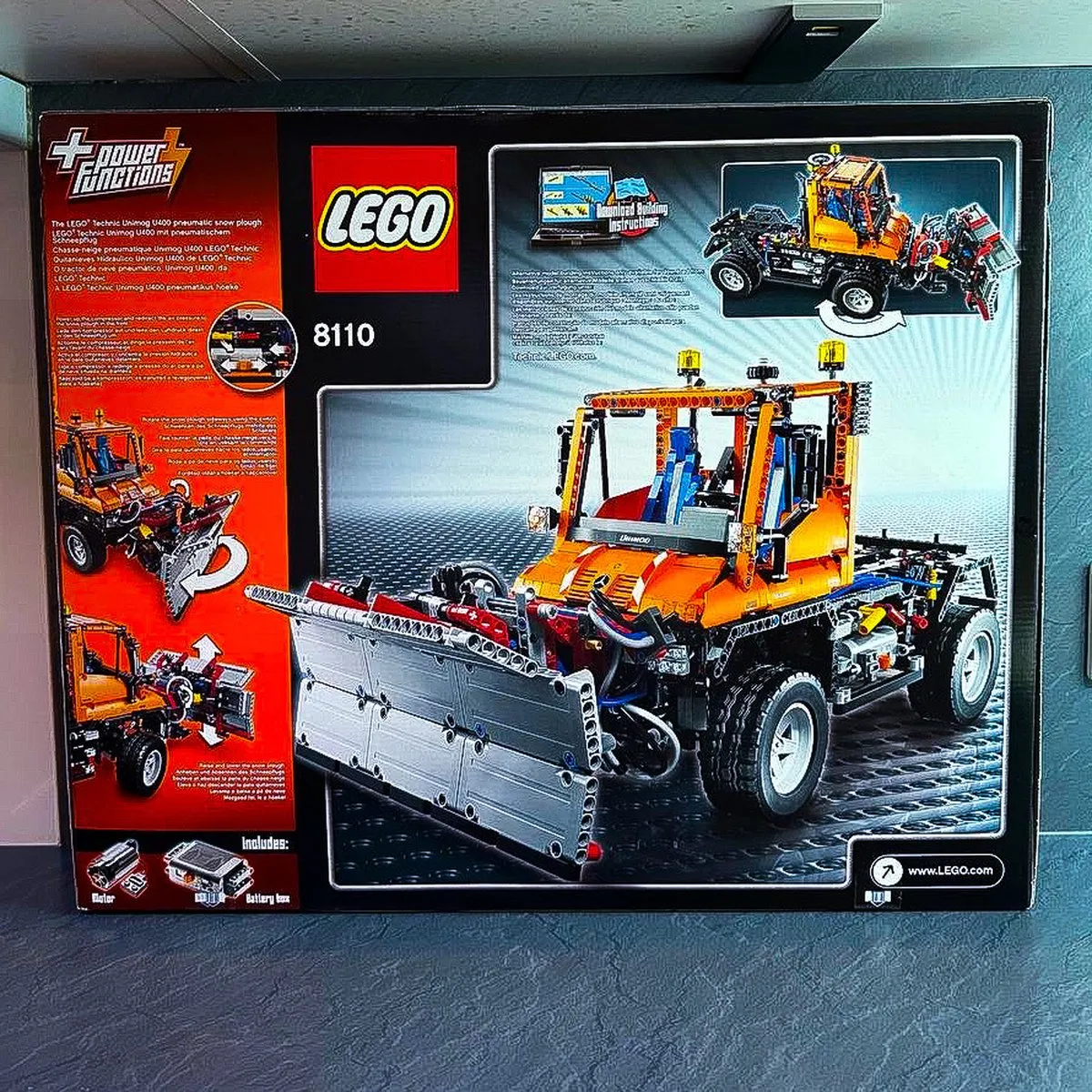 LEGO Technic Unimog U400 8110 - 2048 Stukken - Multicolor