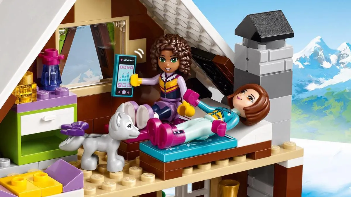 LEGO Friends Wintersport Chalet 41323 - 402 Stukken - afbeelding 6 van 6