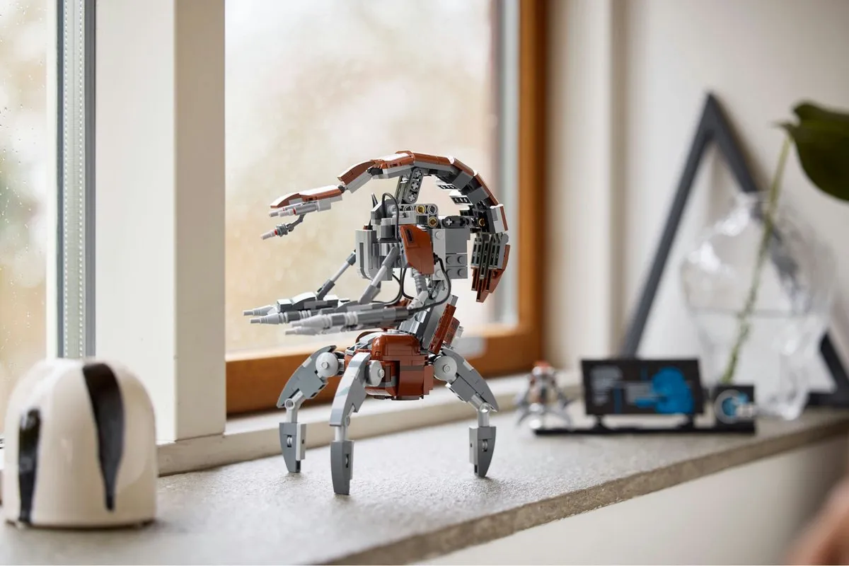 LEGO Star Wars Droideka 75381 - 583 Stukken