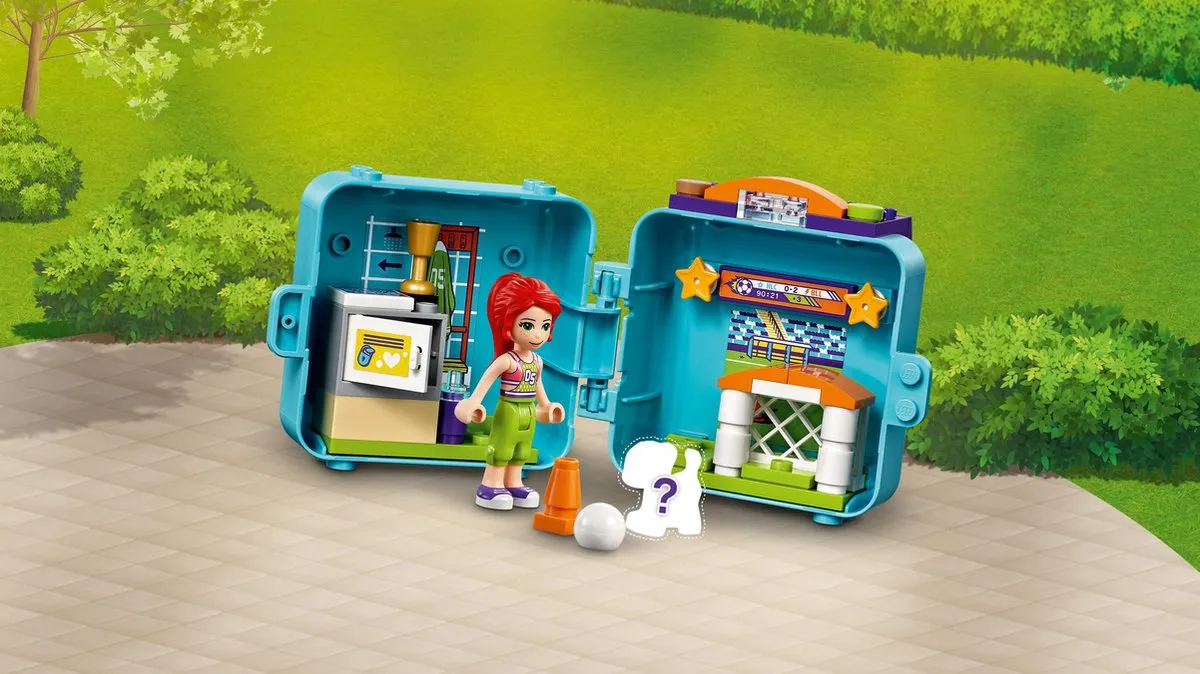 LEGO Friends Mia's Voetbalkubus 41669 - afbeelding 4 van 6