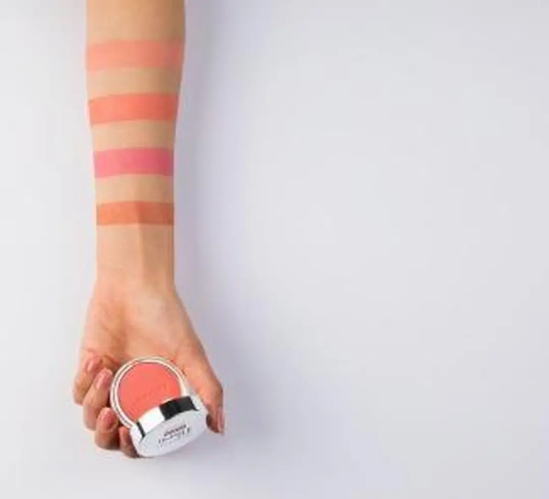 Pupa Milano Extreme Blush Radiant 010 - 010ml - Zwart