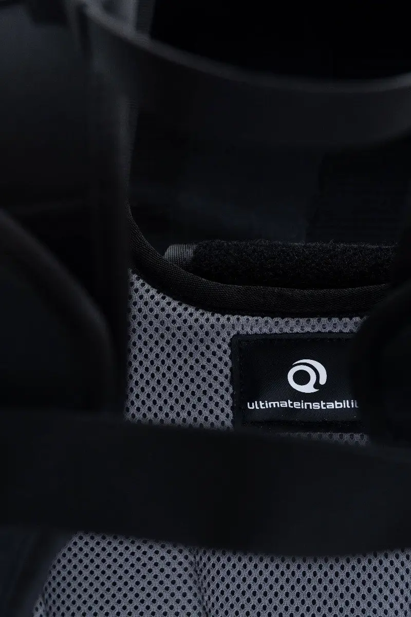 AirTrack Factory Hydrovest S/M - Zwart