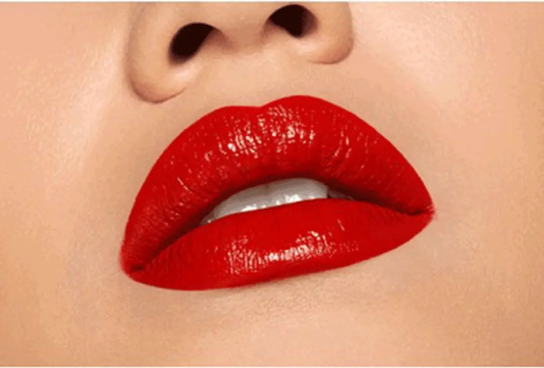 Pupa Milano Vamp! Extreme Colour Lipstick 303 Iconic Red