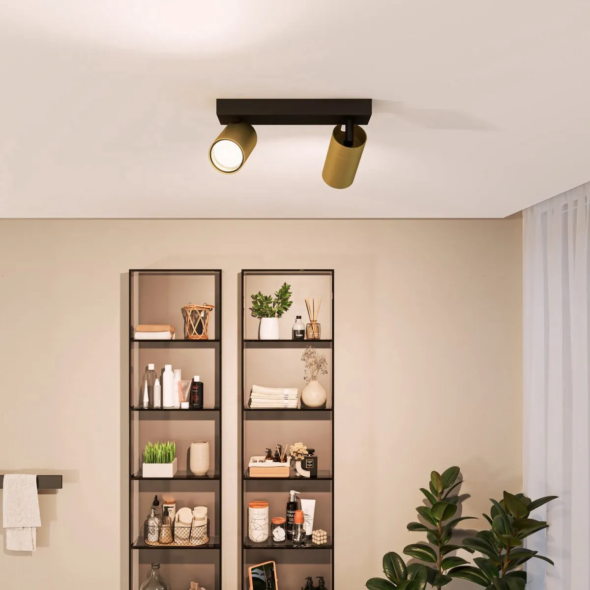 Philips Hue Idris Opbouwspot Badkamer - 2x GU10 RGBW - Zwart/Goud - afbeelding 6 van 6