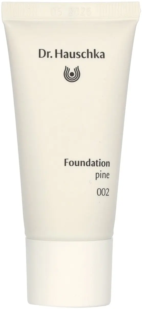 Dr. Hauschka Foundation 30ml - #002 Pine