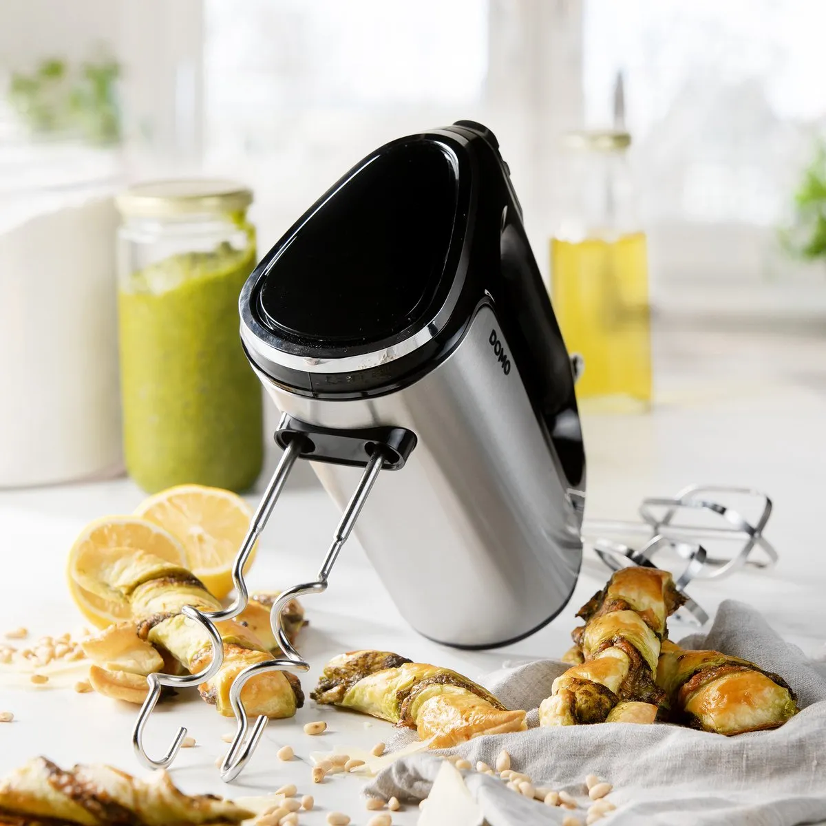 Domo DO9258M Handmixer 800W - Zwart