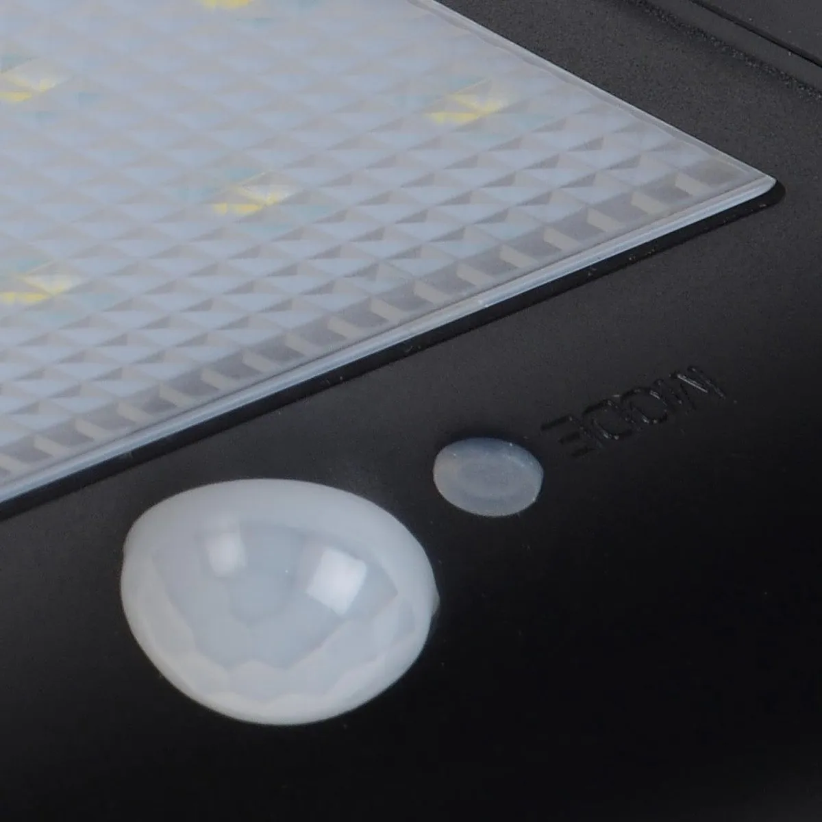 Lucide BASIC Wandlamp Zonne-energie 1x3W - Zwart