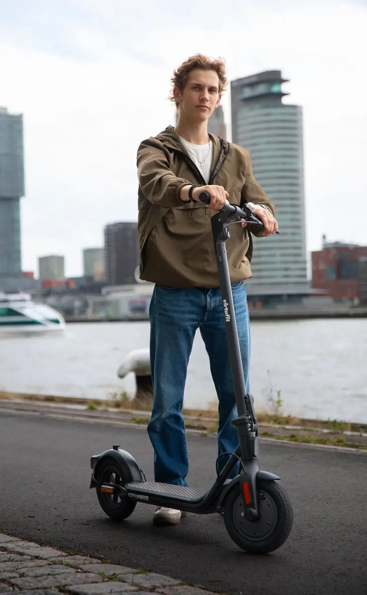 VirtuFit Cityline S200i E-Step VF15002 - 20 km/u - 120 kg - Zwart - afbeelding 6 van 6