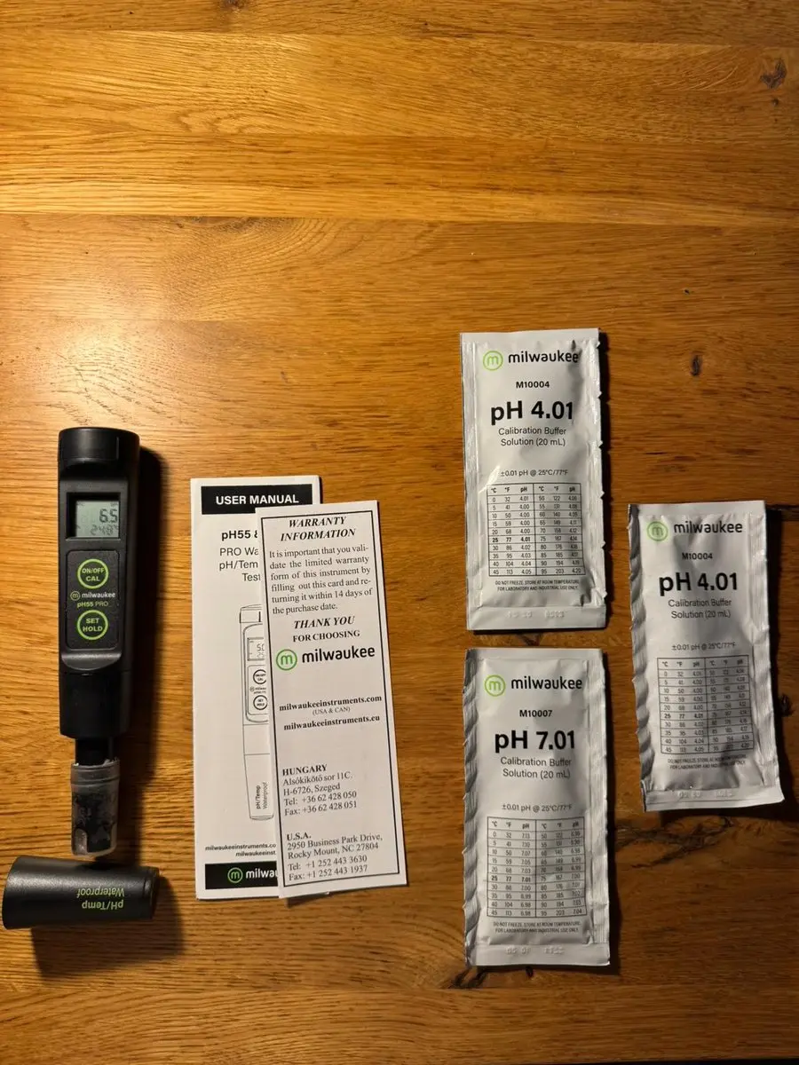 Milwaukee PH55 PRO Waterdichte pH Meter - ATC - 2x pH 4.01 buffer