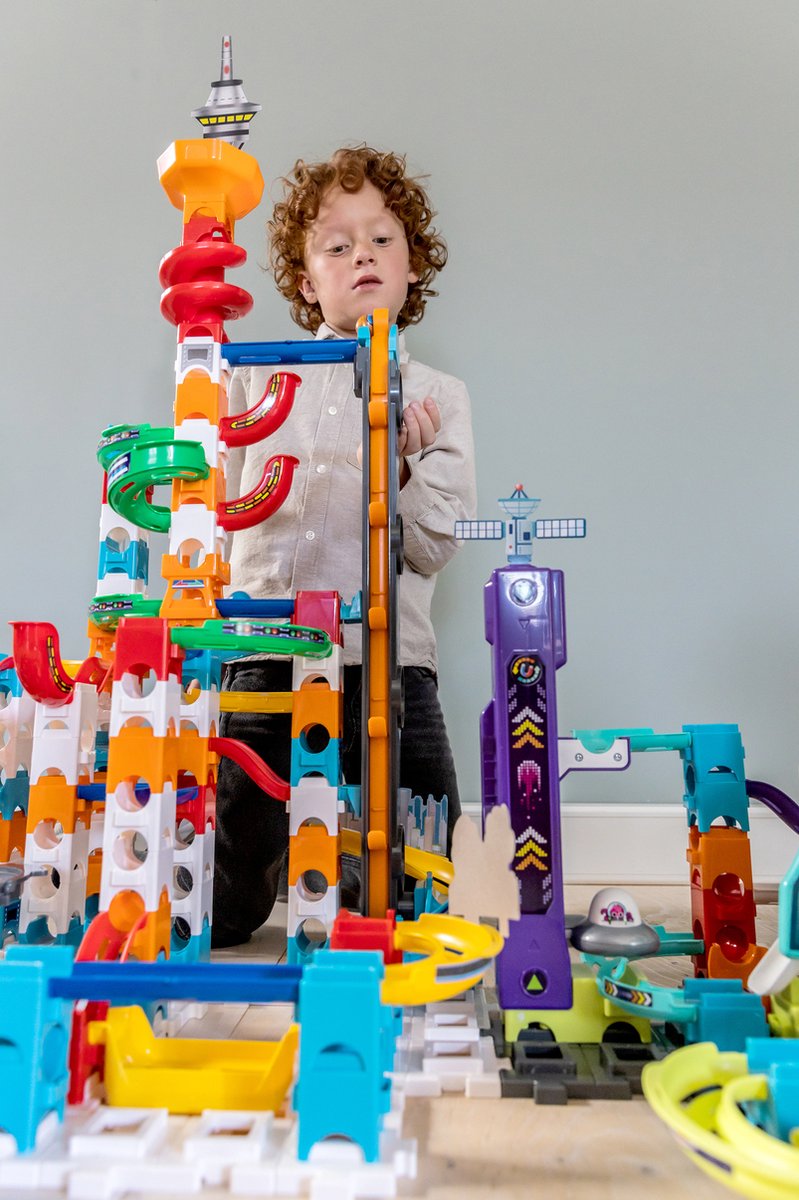VTech Marble Rush Super Sky Tower Set XL300E Knikkerbaan - 143 Onderdelen - Incl. 10 Knikkers met Licht- en Geluidseffecten - Cadeau - Speelgoed Vanaf 4 Jaar