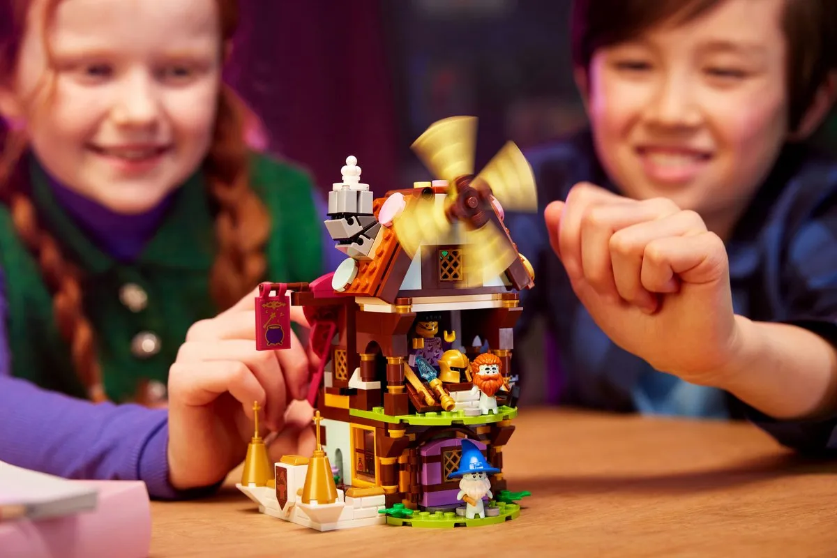 LEGO DreamZzz 40657 Droomdorp - 434 Stukken - 4 Minifiguren