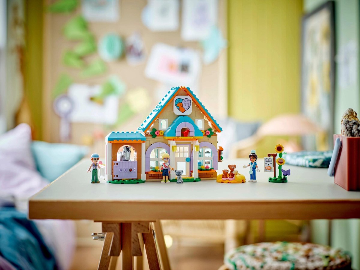 LEGO Friends Dierenkliniek voor paarden en huisdieren Bouwpakket - 42651