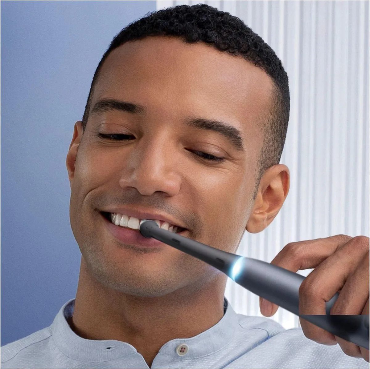 Oral-B iO 7 Elektrische Tandenborstel Duoverpakking - 2 Stuks - afbeelding 6 van 6