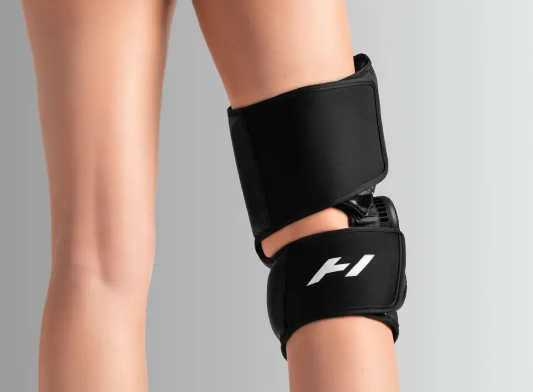Hyperice Contrast 2 Knie Zwart - Elektronische kniewrap