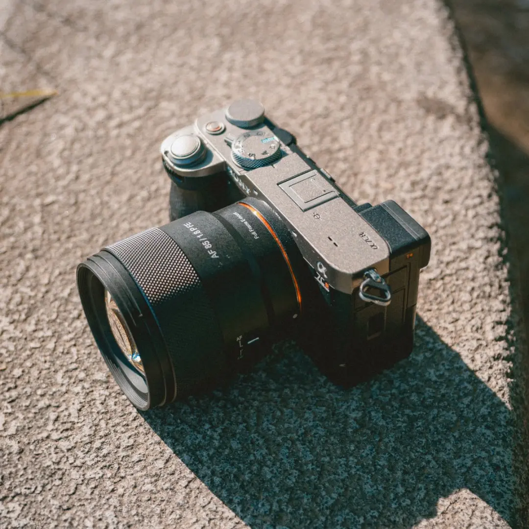Samyang AF 85mm F1.8 P Sony FE Objectief - Zwart
