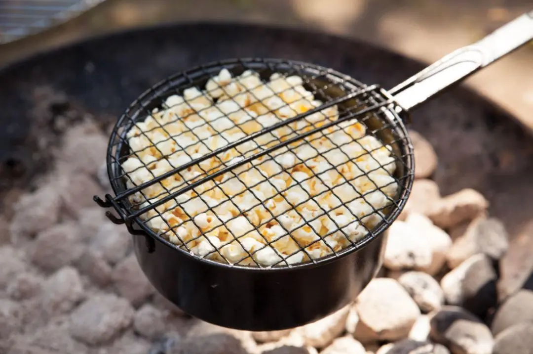 Esschert Design Outdoor Pannenset Popcorn & Kastanje - Zwart