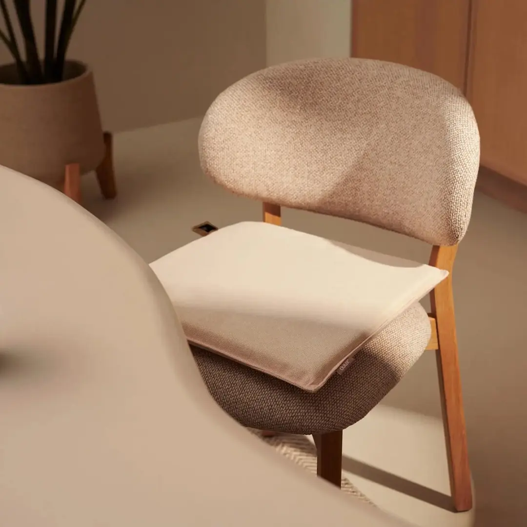 Duux Mellow DXLV51 Verwarmd Zitkussen - Draadloos 40x40cm - Beige
