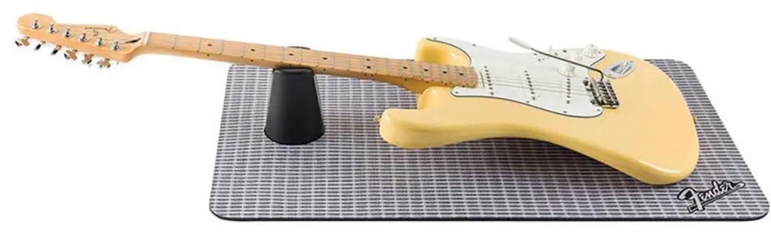 Fender Instrument Werkmat en Halssteun Grill Cloth 0990502005