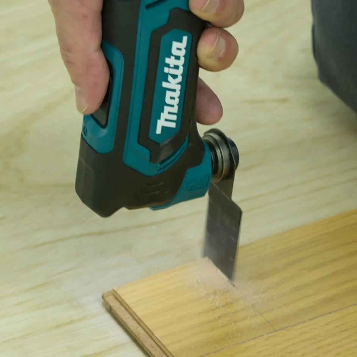 Makita TM30DSMJX5 Multitool Set - 10.8V - 2x 4.0Ah Accu - 12 Accessoires