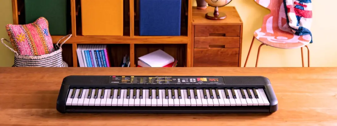 Yamaha PSR-F52 Keyboard - 61 Toetsen - Zwart