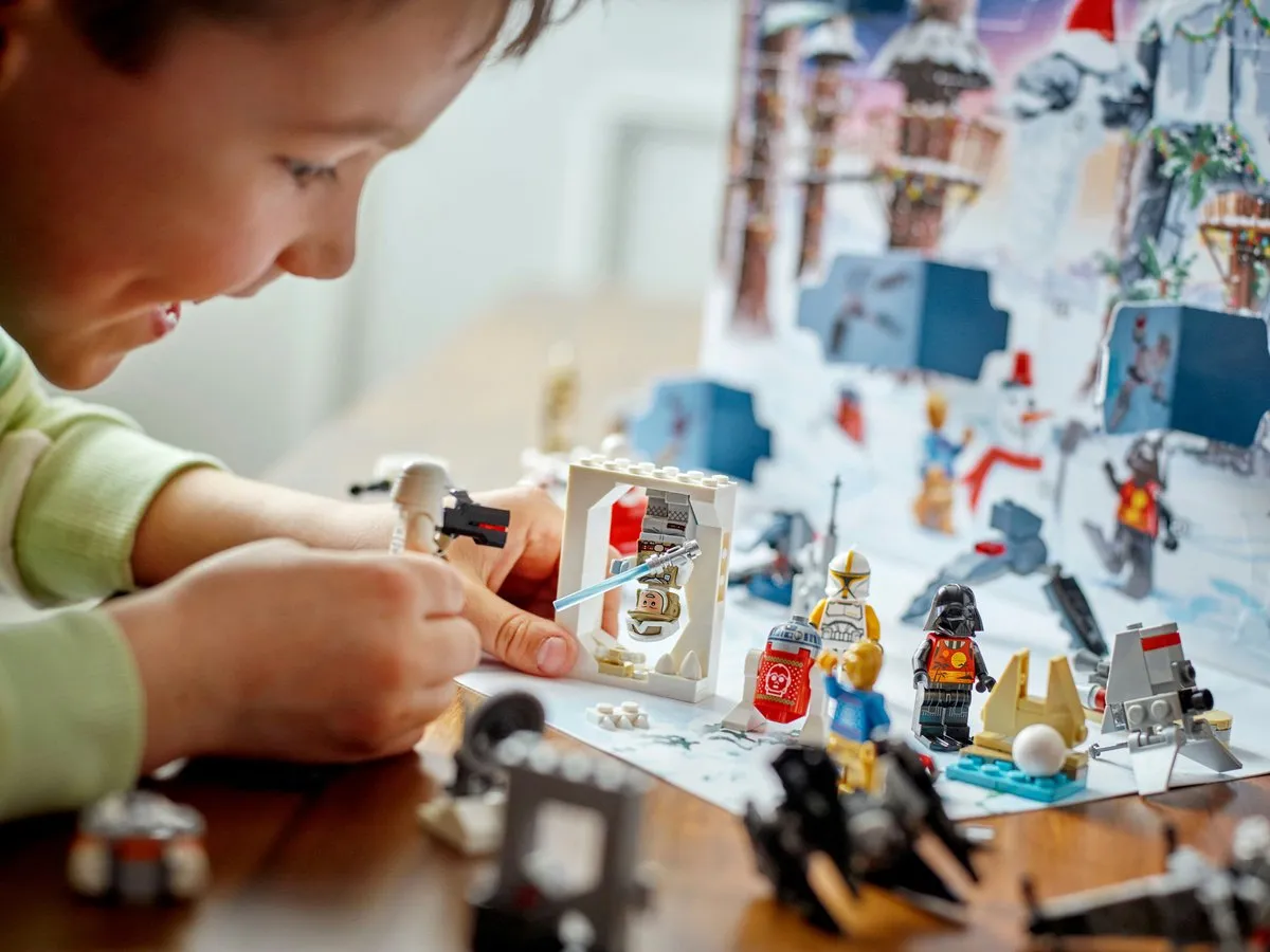 LEGO Star Wars Adventskalender 2022 75340 - Meerkleurig