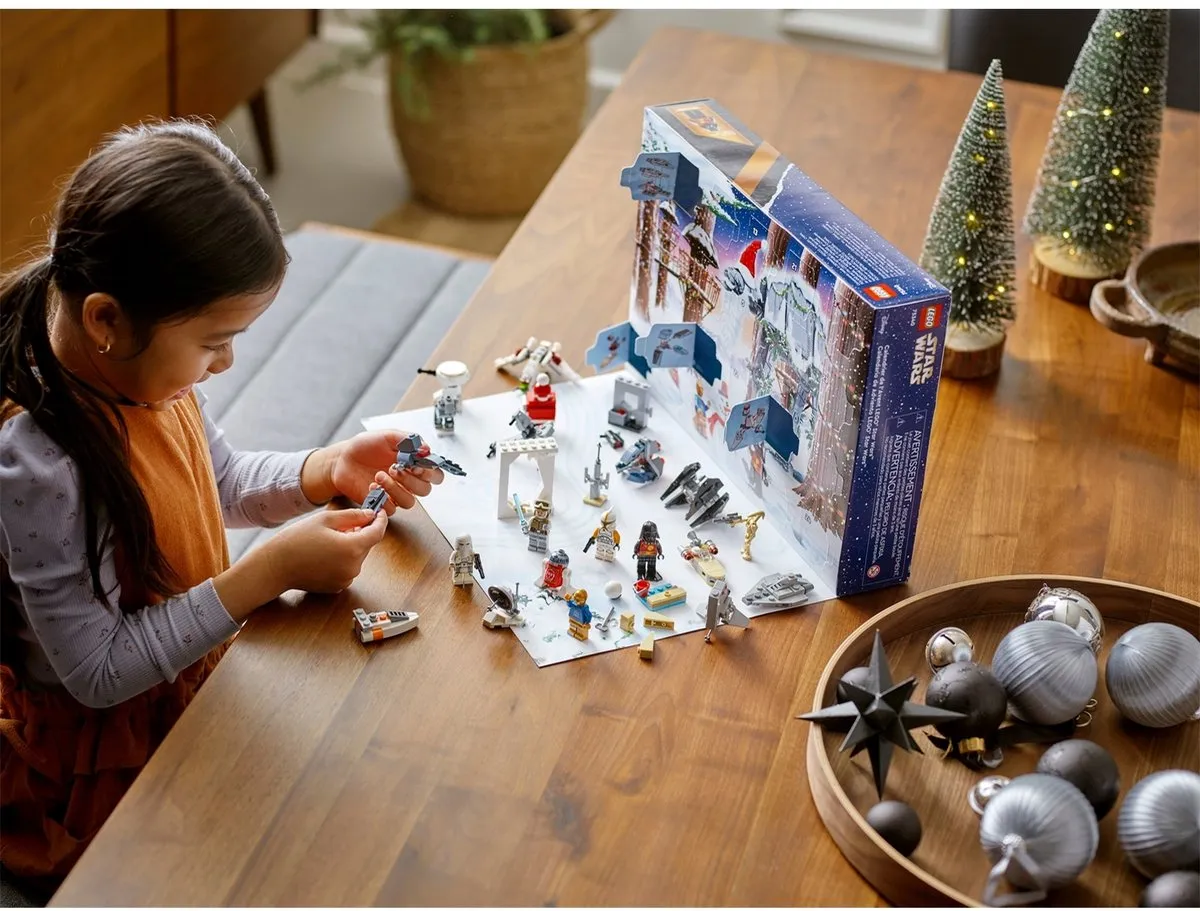 LEGO Star Wars Adventskalender 2022 75340 - Meerkleurig