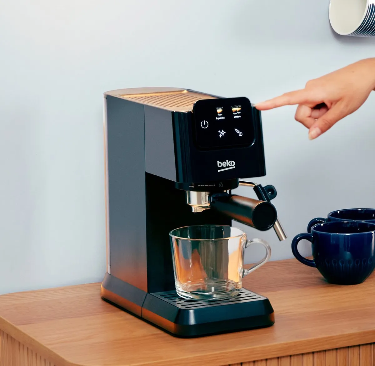 Beko CEP5302B Volledig Automatische Espressomachine - 2 Kopjes - 1,1L - Zwart