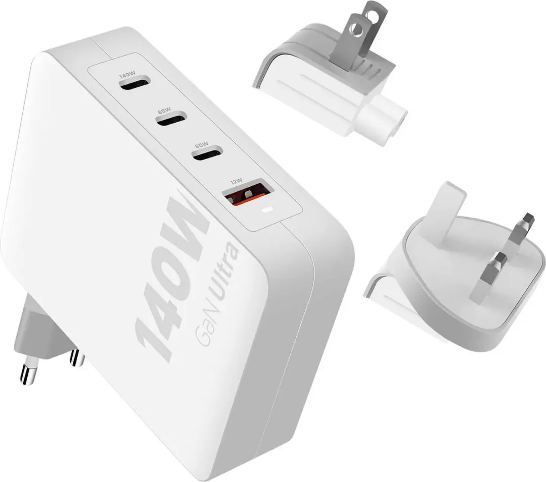 Xtorm XVC2140 Reisstekker Wereldstekker 140W - 4 Poorten - USB-C PD 240W - Wit