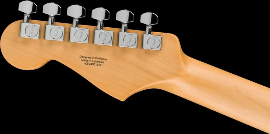 Fender Standard Stratocaster Candy Cola MN Elektrische Gitaar - Rood - afbeelding 4 van 6
