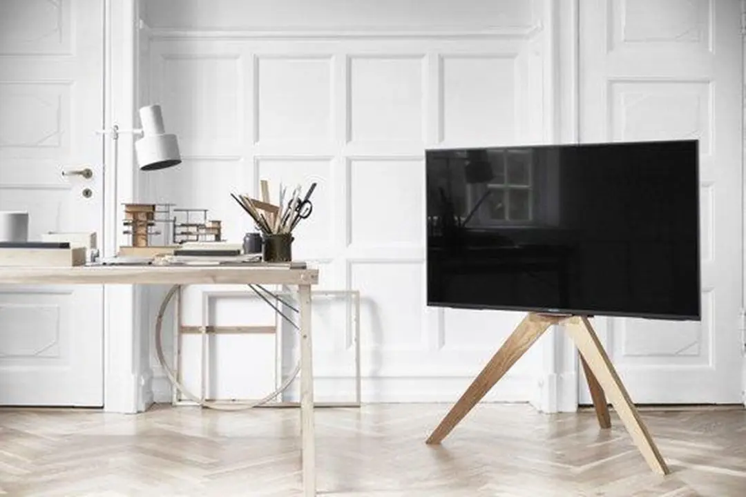 Vogel's NEXT OP1 TV-vloerstandaard 46-70" - Licht eikenhout