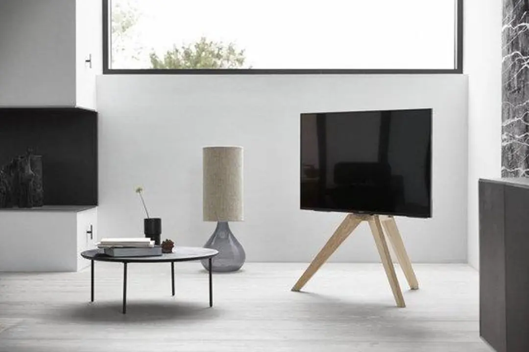 Vogel's NEXT OP1 TV-vloerstandaard 46-70" - Licht eikenhout