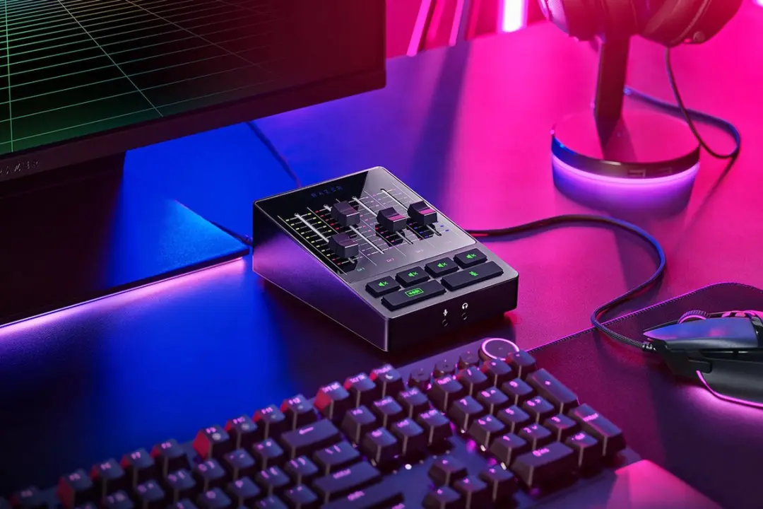 Razer Audio Mixer RZ19-03860100-R3M1 - 4 Kanalen - Zwart