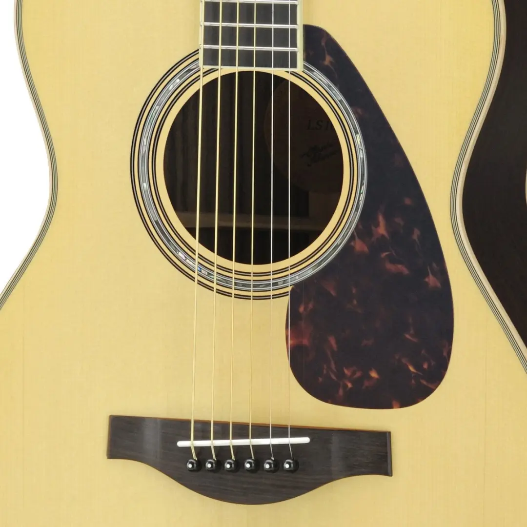 Yamaha LS16 ARE Western Gitaar - 6 Snaren - 4/4 - Natuurlijk
