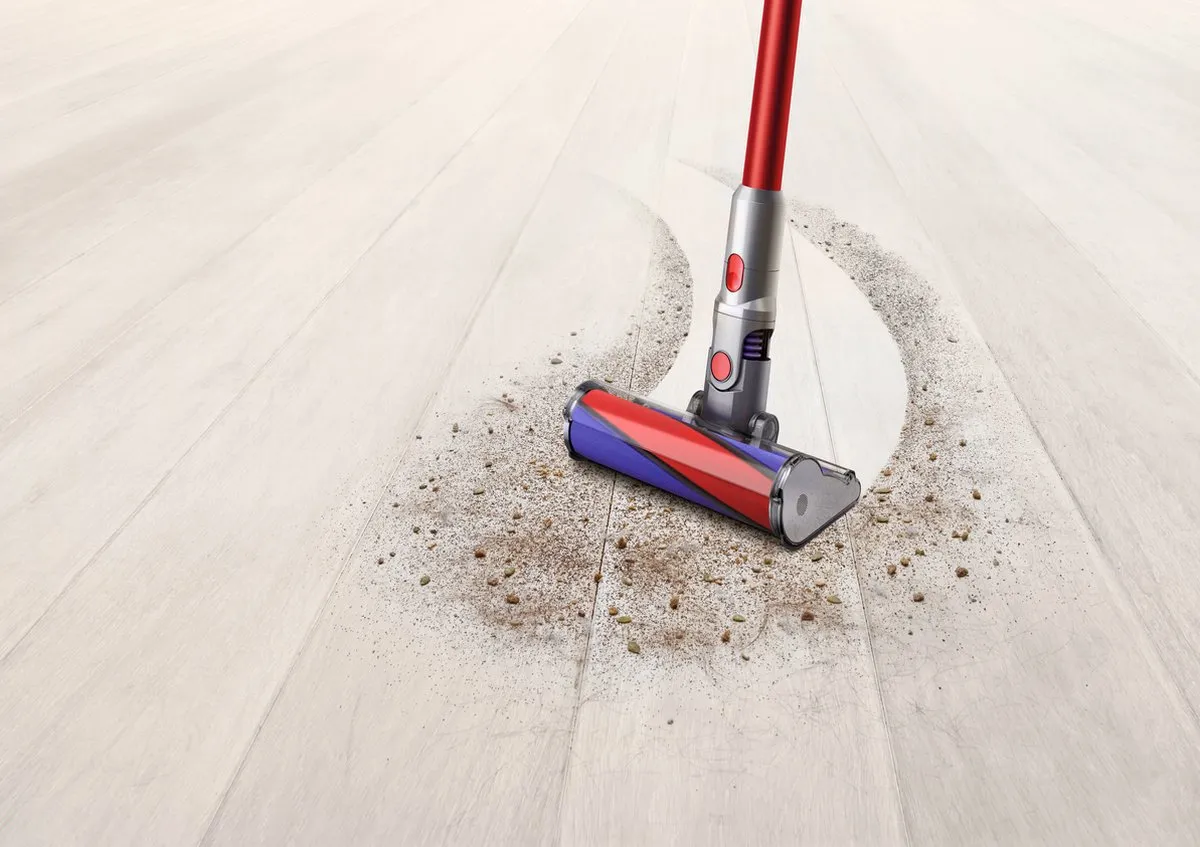 Dyson V11 Fluffy Stofzuiger 185 Air Watts - Nikkel