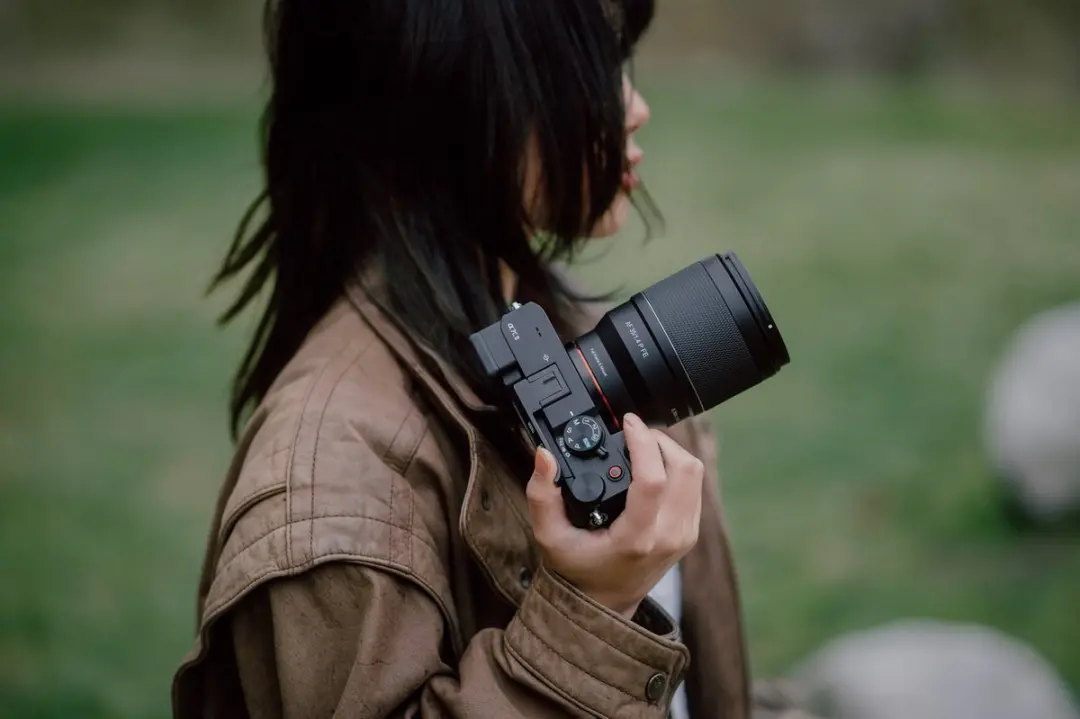Samyang AF 35mm F1.4 P Sony FE Objectief - 12 Elementen