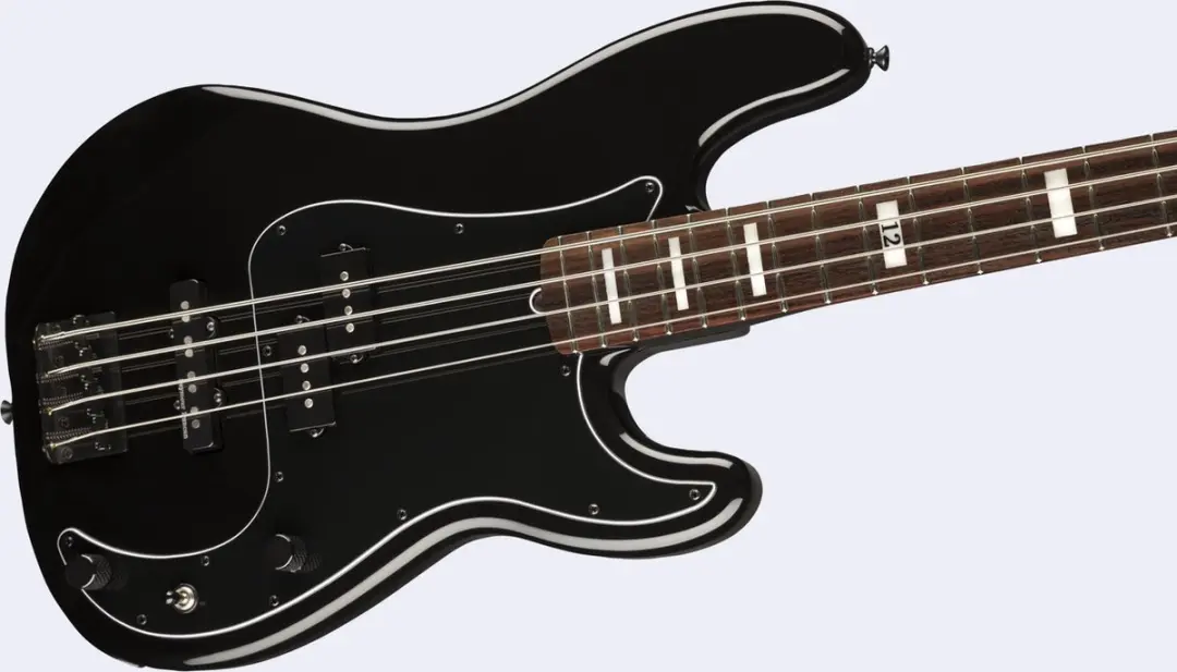 Fender Duff McKagan Deluxe Precision Bass RW - Zwart