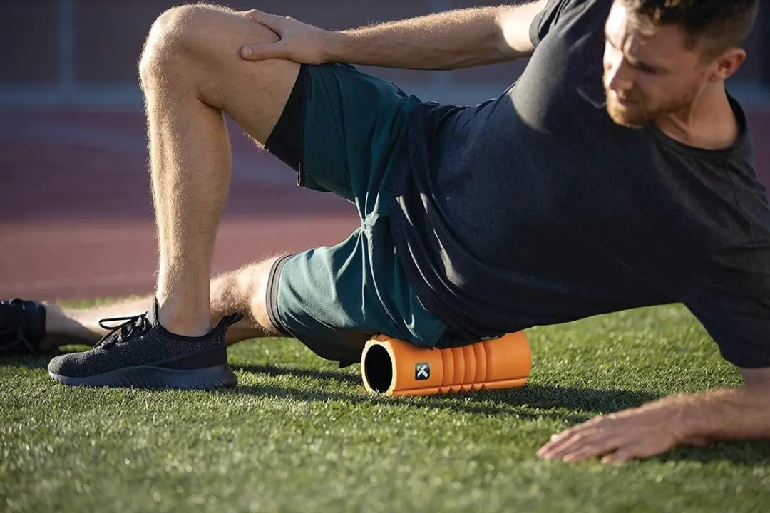 TriggerPoint The Grid Travel Foam Roller - Zwart/ Oranje
