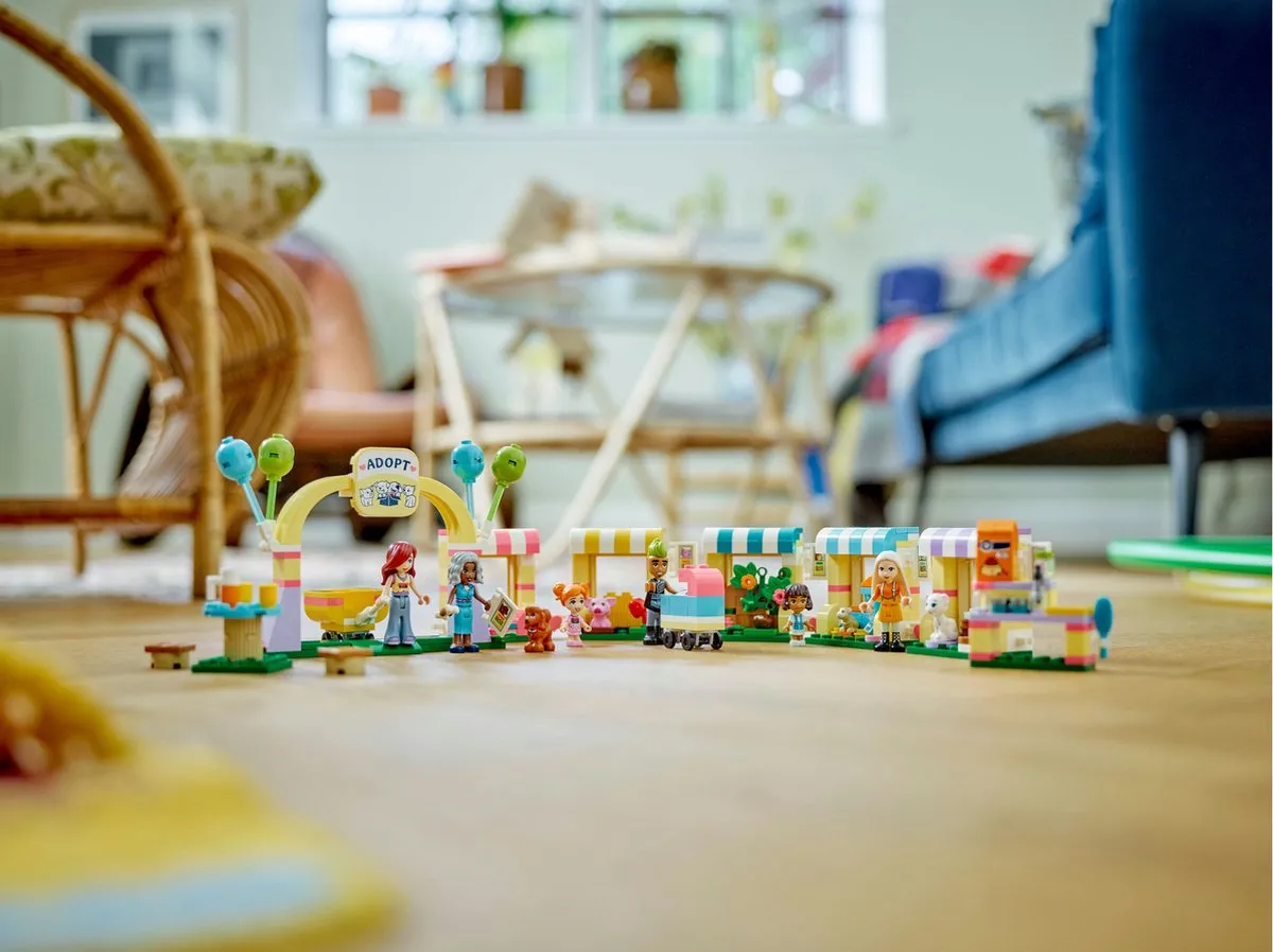LEGO Friends Huisdieren Adoptiedag 42615 - 400 Stukken