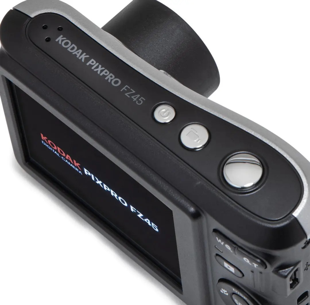 Kodak Pixpro FZ45 Compactcamera - Zilver - 32GB + Tas